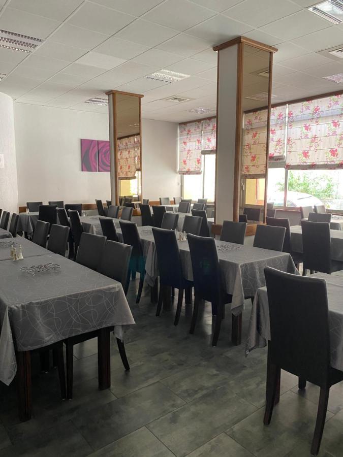 Hôtel des Pays Bas Lourdes Extérieur photo