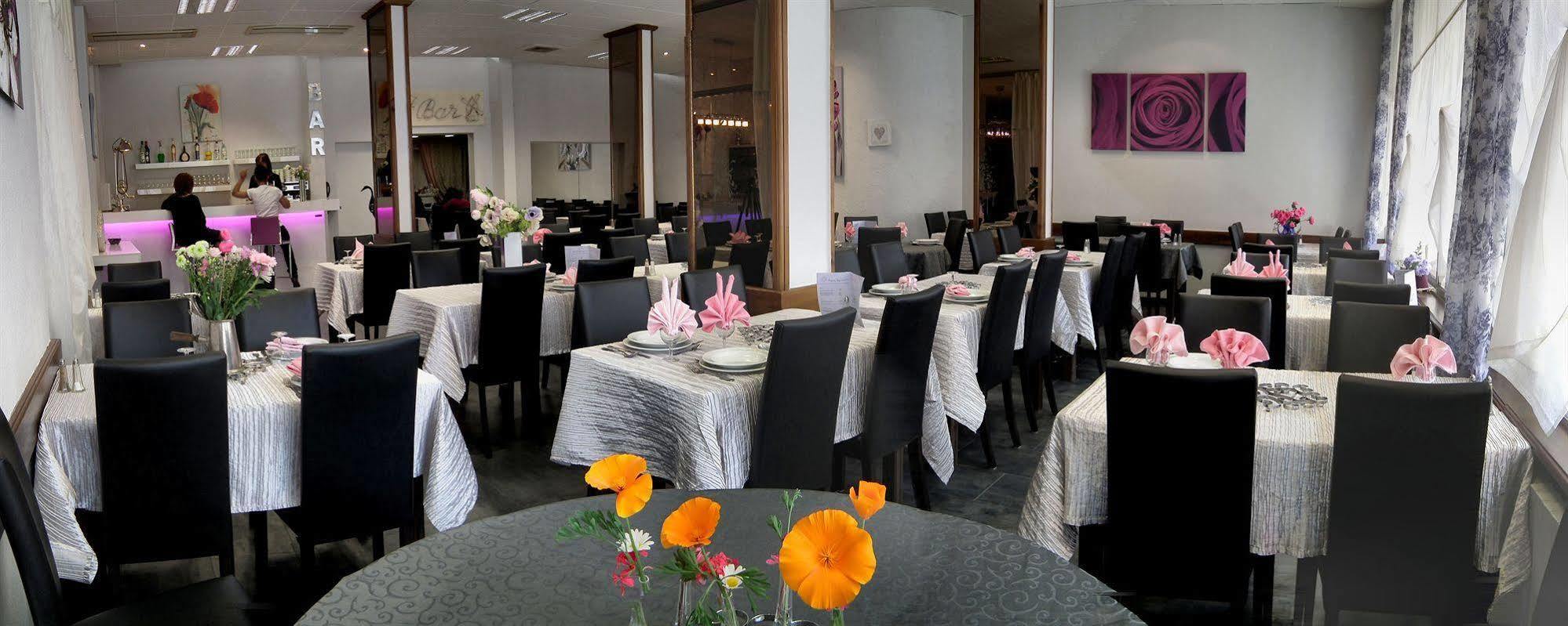Hôtel des Pays Bas Lourdes Extérieur photo