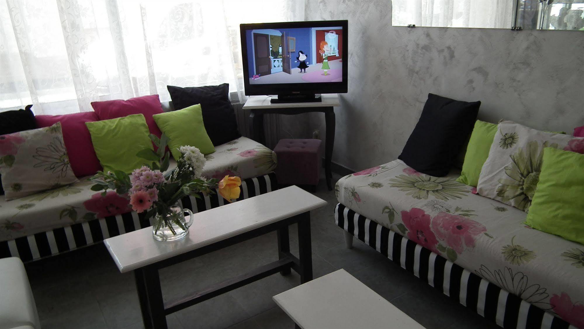 Hôtel des Pays Bas Lourdes Extérieur photo