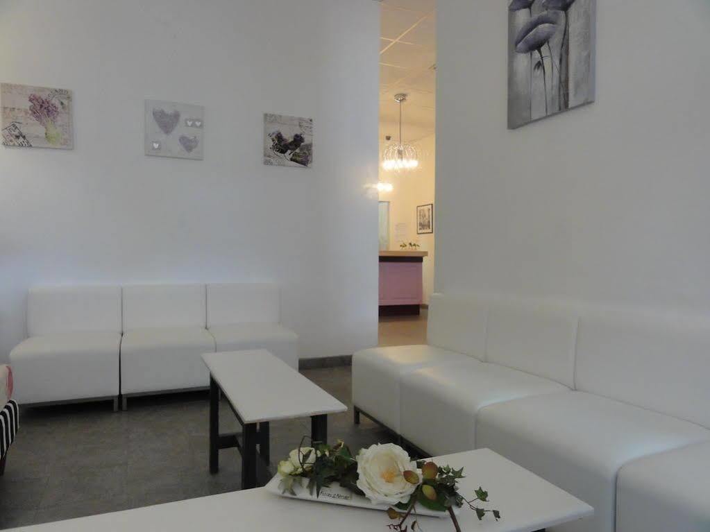 Hôtel des Pays Bas Lourdes Extérieur photo