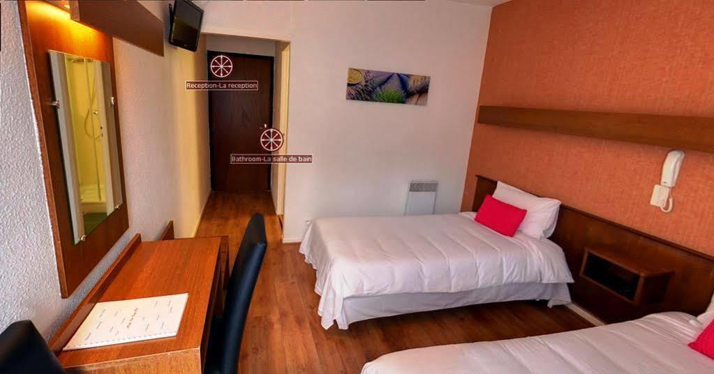 Hôtel des Pays Bas Lourdes Extérieur photo